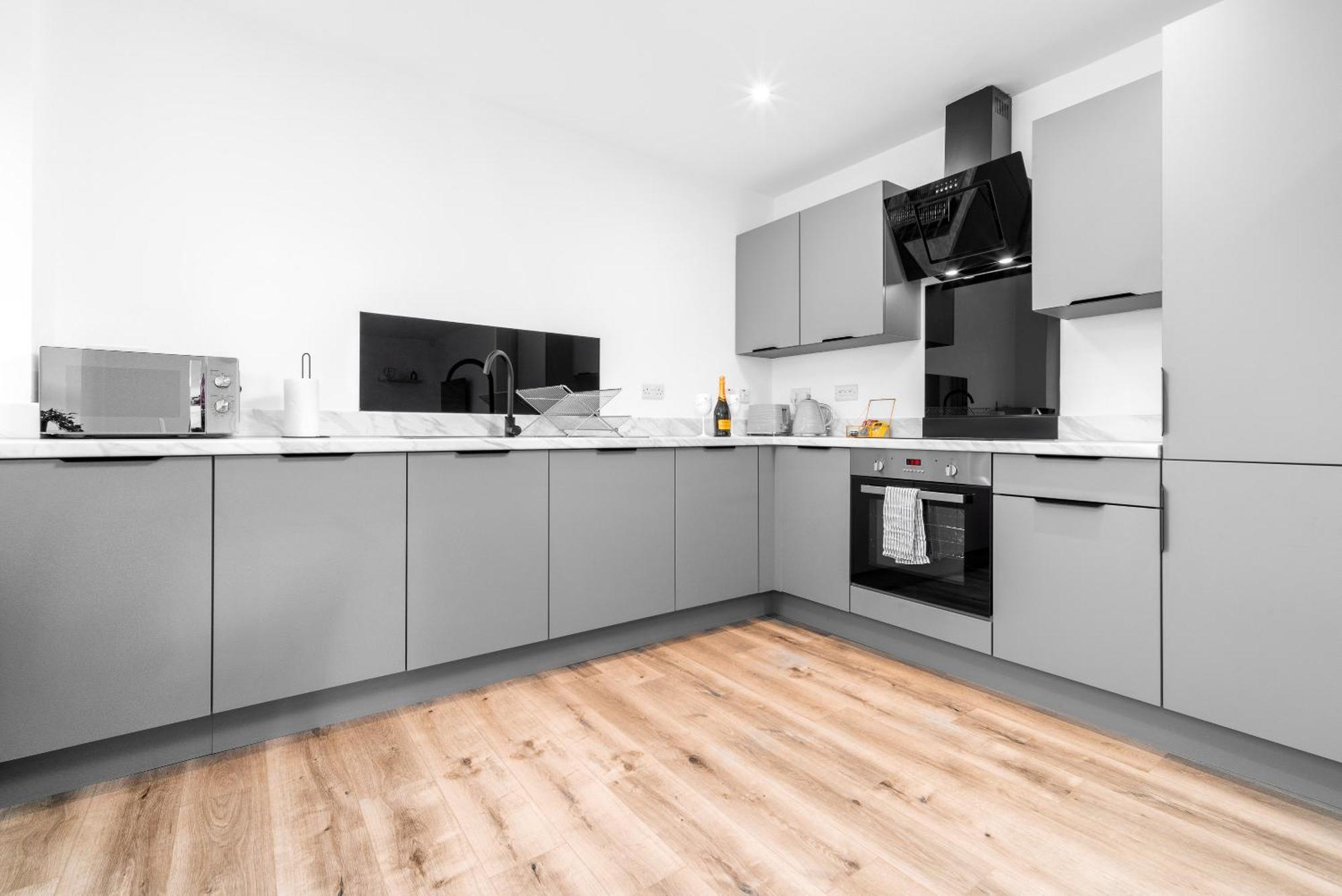 Luxury Apartment - 2 Bedrooms - Balcony - Parking - Netflix - Wifi - 7Mc Birmingham Exterior foto